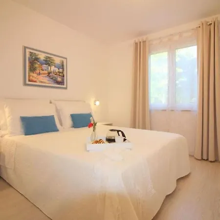 Hotel Lorena Comfortable Poreč
